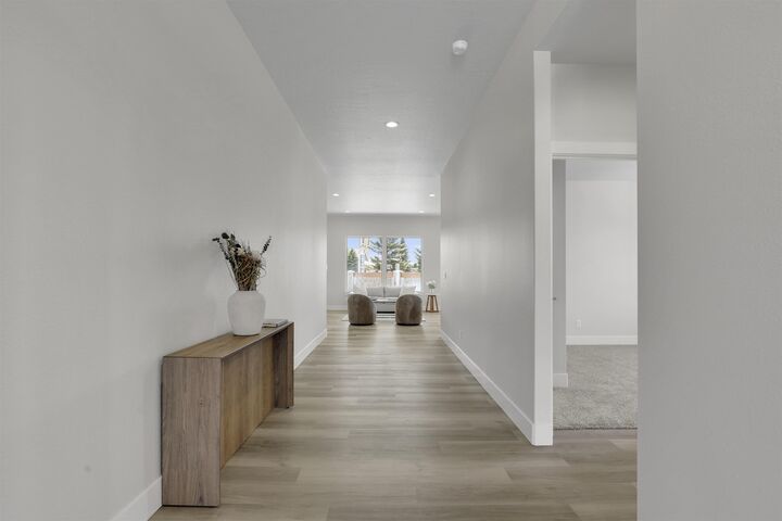 Property Photo:  1109 - Unit 30 N Country Club Dr 30  WA 99006 