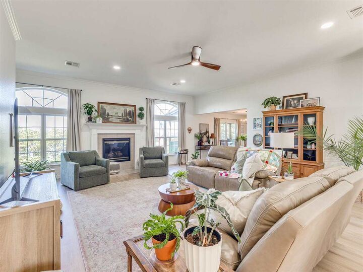 Property Photo:  119 N Salt Creek Drive  OK 74044 