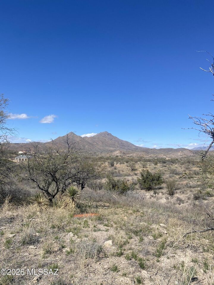 Property Photo: 257 Estribo Court 85 AZ 85648