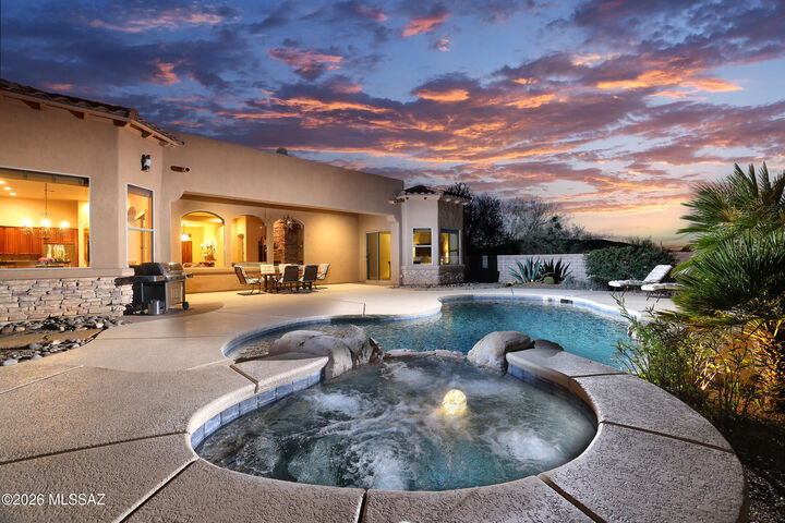 Property Photo:  5950 W Double Green Lane  AZ 85658 