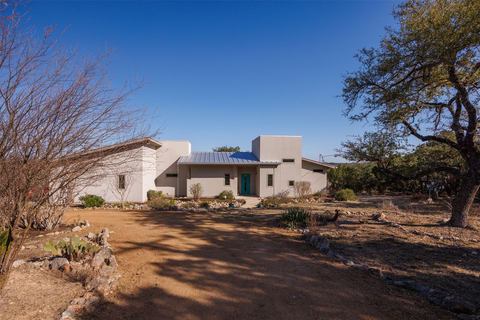 Property Photo:  609 Las Colinas Drive  TX 78676 