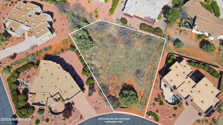 Property Photo: 85 E Overlook Way 19 AZ 86351