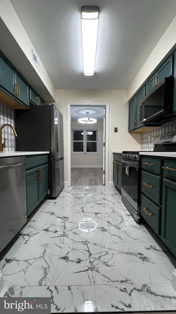 Property Photo:  1214 Country Mill Drive  NJ 08512 