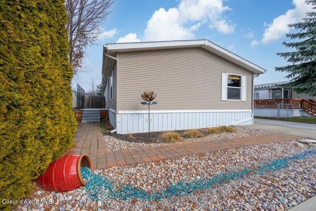 Property Photo:  1865 W Windermere Ave  ID 83815 