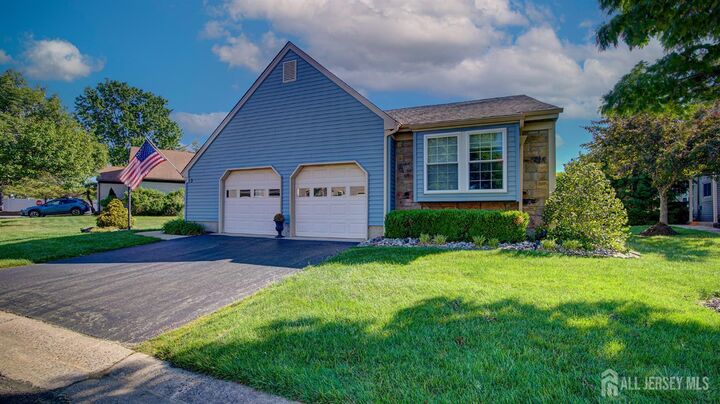 Property Photo:  3 George Washington Drive  NJ 08831 