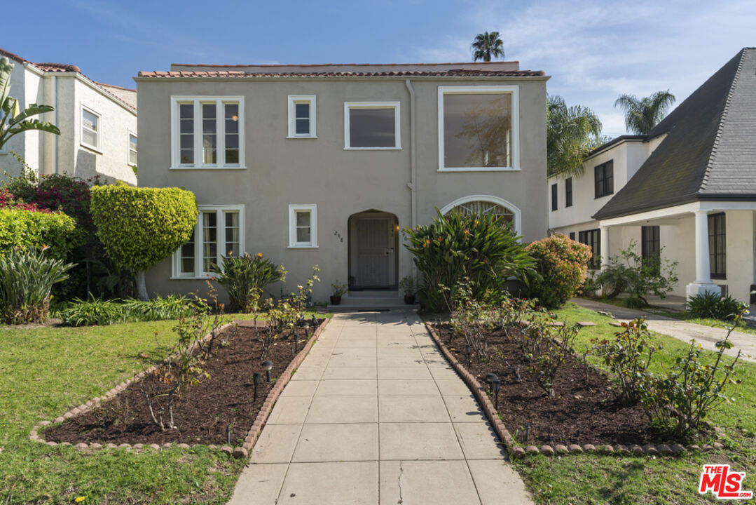 Property Photo:  246 N Irving Blvd  CA 90004 