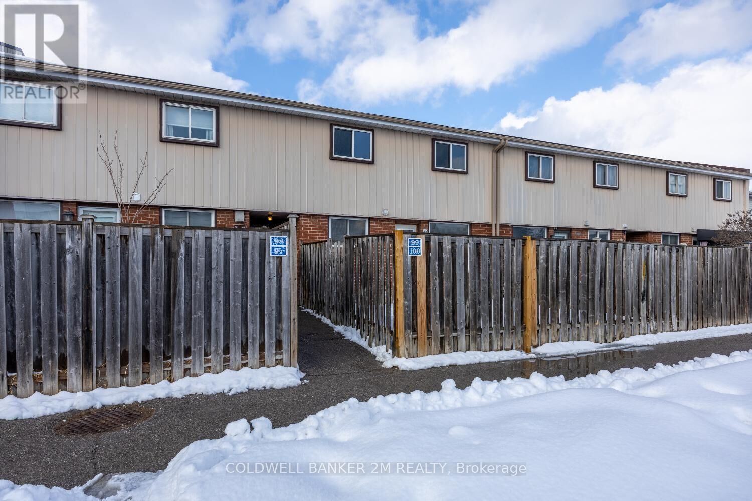 Photo de la propriété:  120 Nonquon Road 100  ON L1G 7E6 