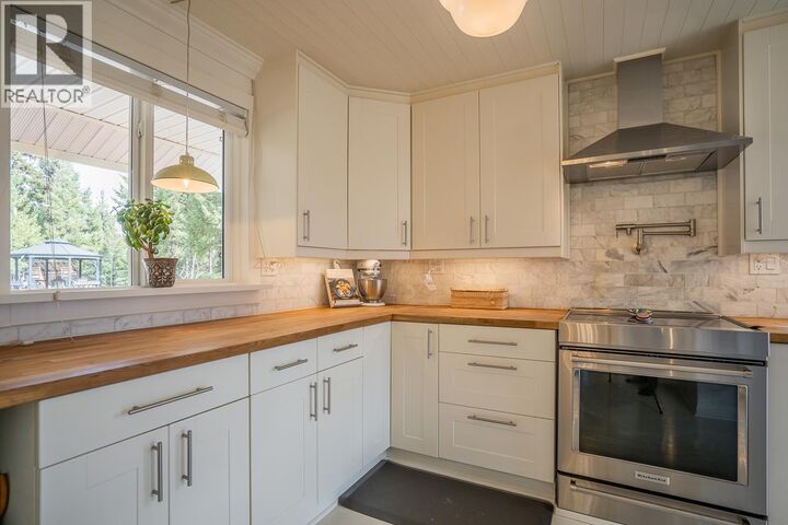 Property Photo:  6326 Spuraway Drive  BC V0K 1M0 