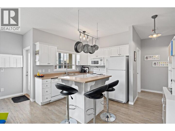 1125 Bernard Avenue 204 — photo 1
