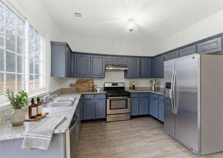 Property Photo:  5965 Barrington Lane  GA 30005 