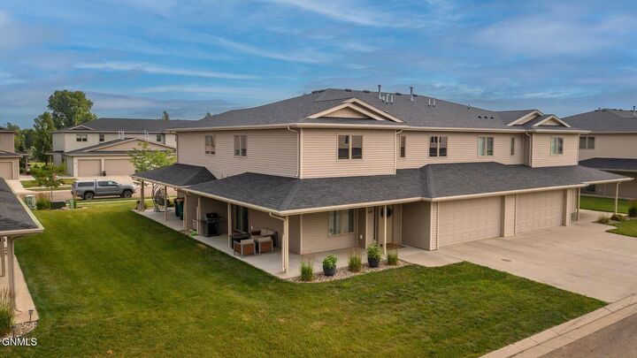 Property Photo: 808 Compass Lane ND 58504