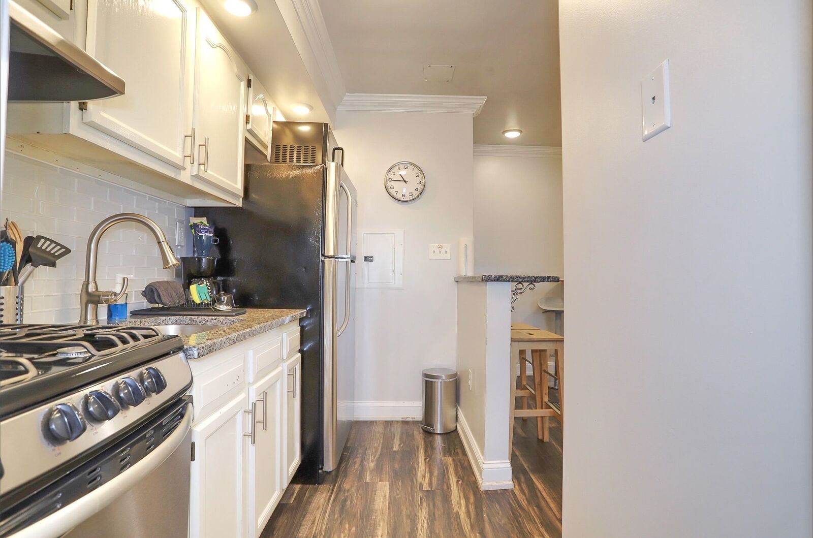Property Photo:  1817 John F Kennedy Blvd 5C  NJ 07047 