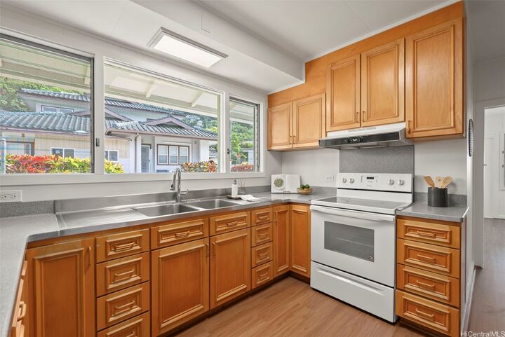 Property Photo: 3086 Puhala Rise HI 96822