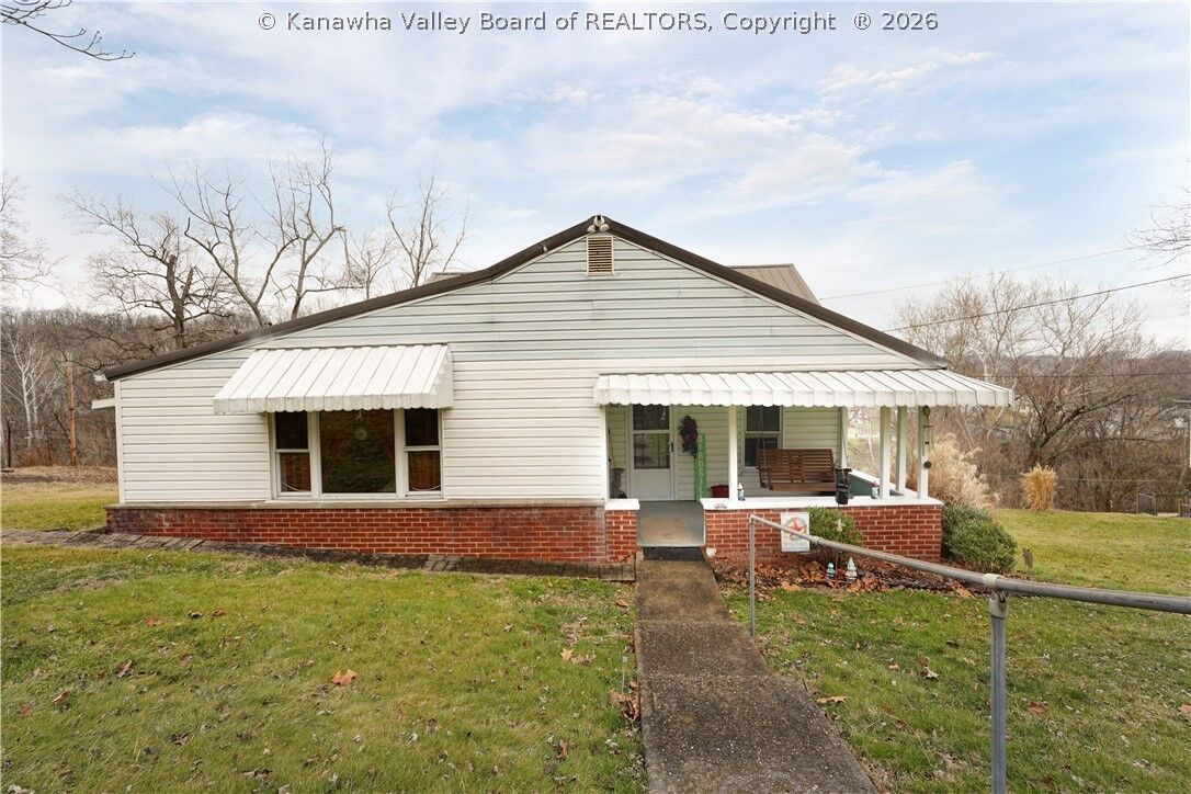 Property Photo:  140 Roberts Road  WV 25064 