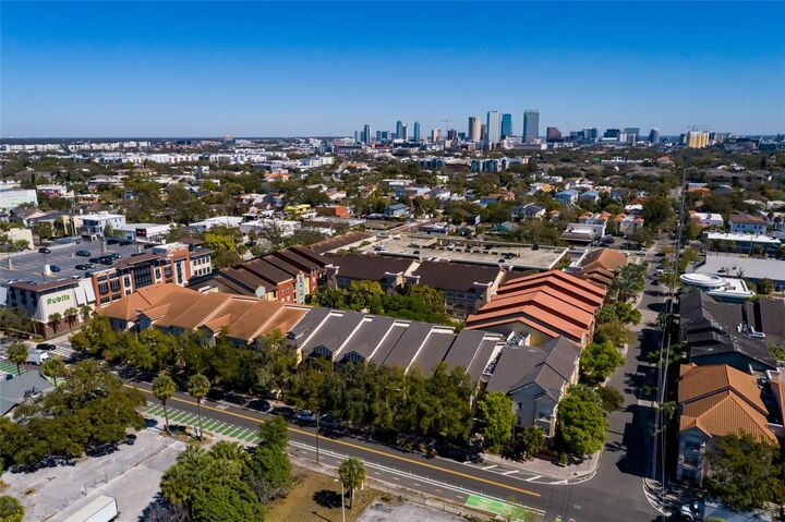 Property Photo:  2320 W Azeele Street 317  FL 33609 