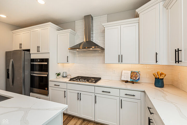 Property Photo:  1291 Stayview Road  IN 46074 