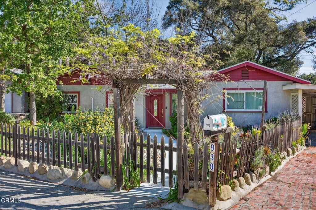 Property Photo: 939 Laurel Road CA 93060