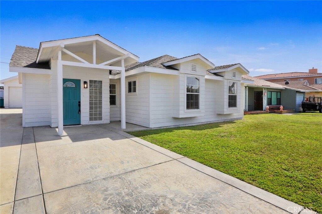 Property Photo: 13118 Volunteer CA 90650