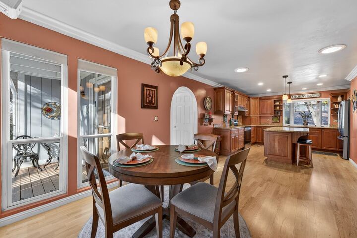 Property Photo: 3937 Rustic Rd CA 95682