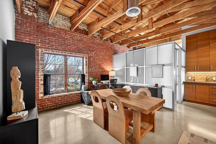 Property Photo:  1725 14th St. 202  CA 95811 