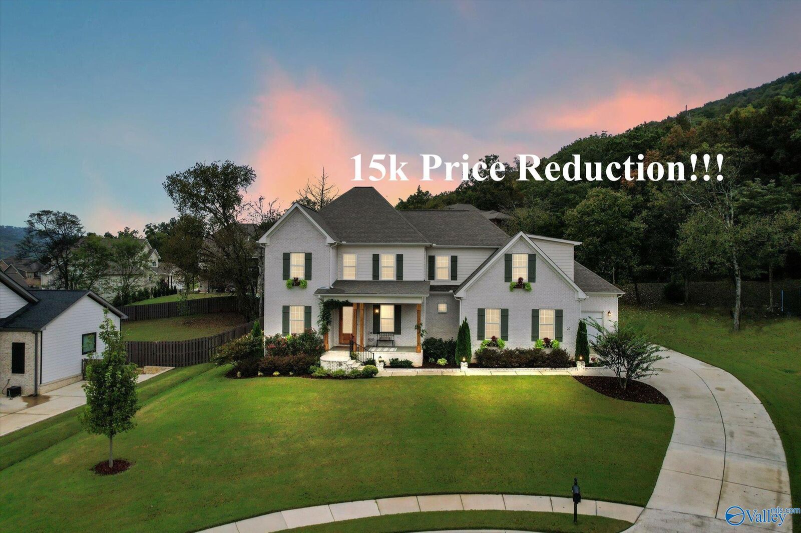 Property Photo:  27 Kenthurst Lane  AL 35748 