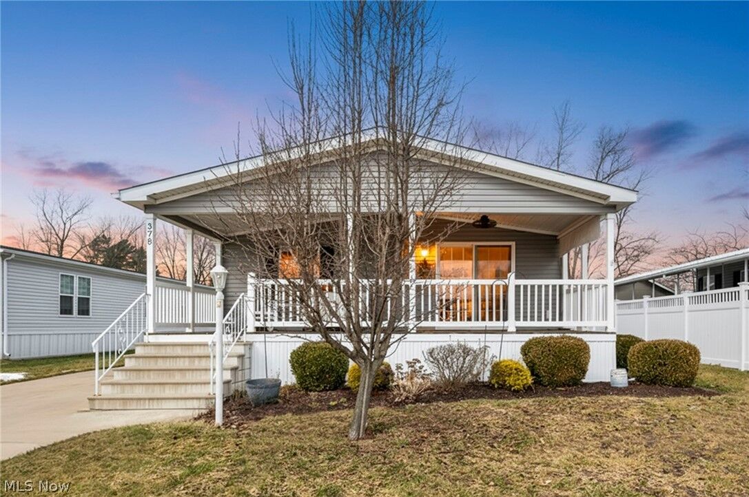 Property Photo: 378 Pin Oak OH 44035