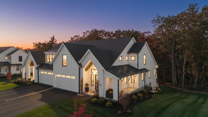 Property Photo: 55 Trails Edge Road NH 03087