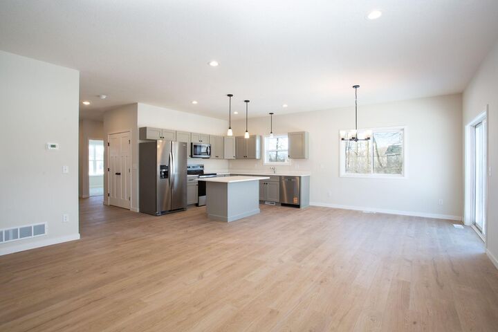 Property Photo:  263 Eagle Ridge Drive  WI 54023 