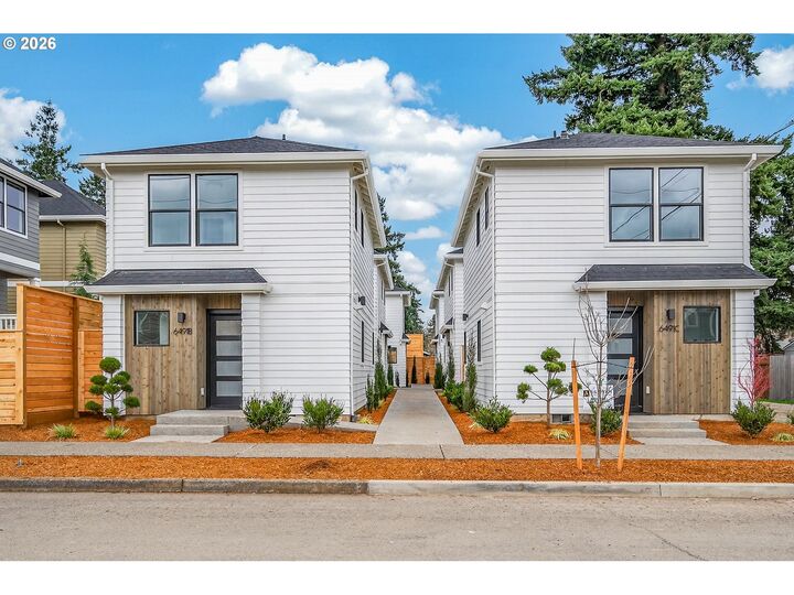 Property Photo: 6491 SE Ramona St C OR 97206