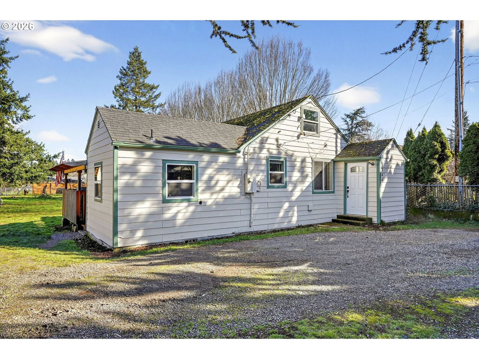 Property Photo:  1744 NE 132nd Ave  OR 97230 