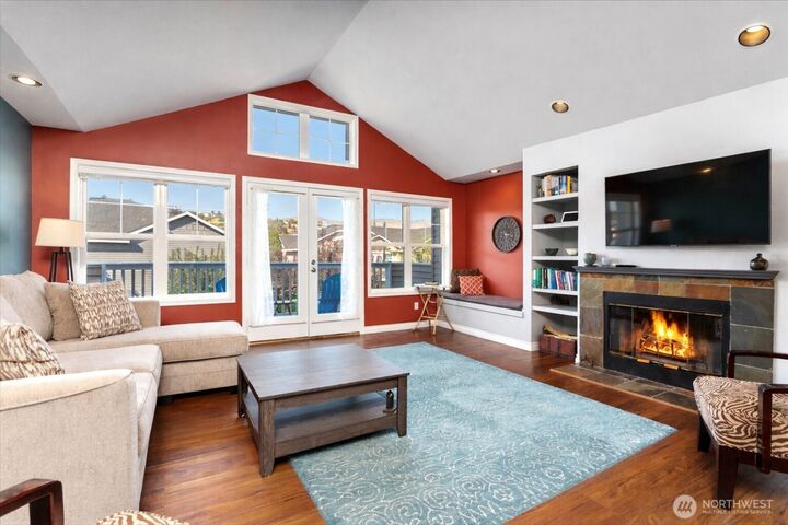 Property Photo:  203  Parkway Drive  WA 98831 