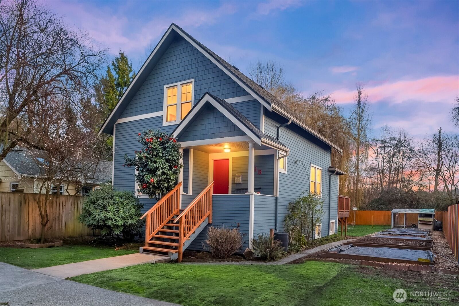 Property Photo: 833 S Trenton Street WA 98108