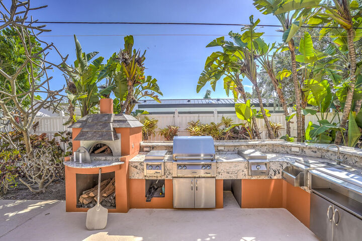 Property Photo: 1191 Emerald Lane FL 33404