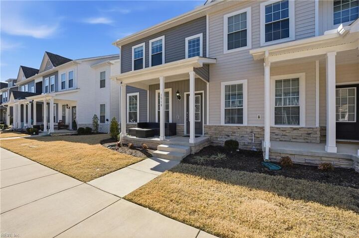 Property Photo:  1519 Auckland Ct  VA 23608 