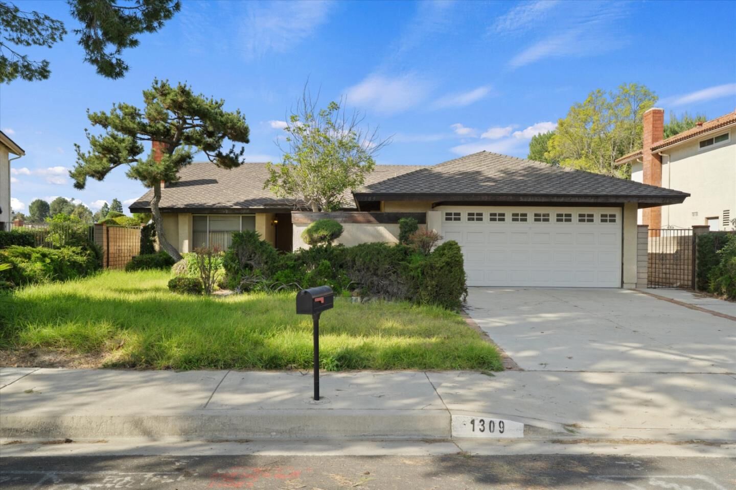 Property Photo:  1309 Deeplawn Drive  CA 91765 