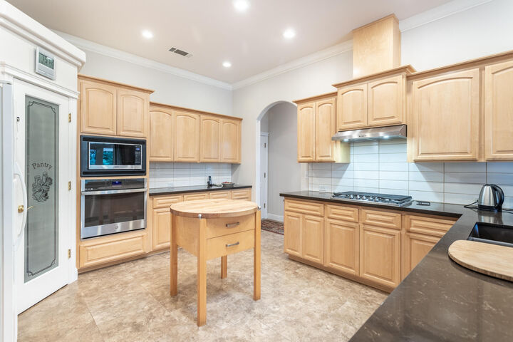 Property Photo:  2875 Eastbrook Drive  CA 96002 