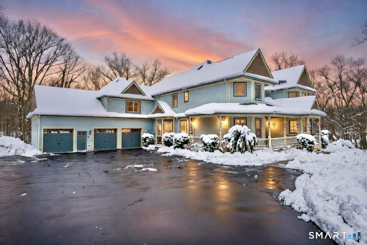 Property Photo:  205 East Rocks Road  CT 06851 