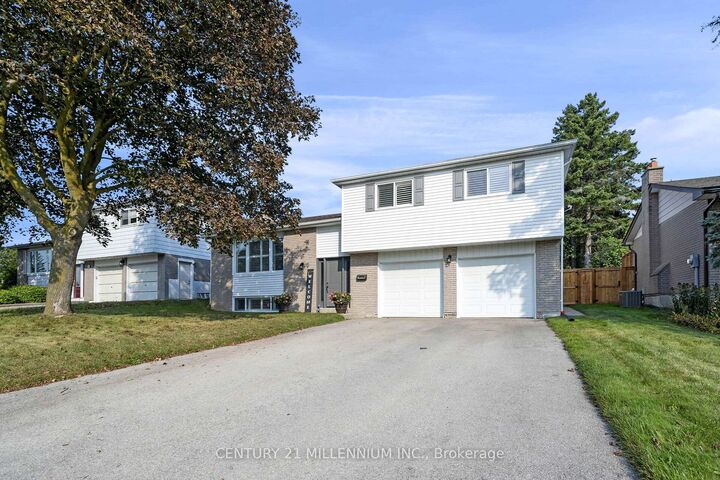 Property Photo: 37 Erindale Drive ON N0B 1T0