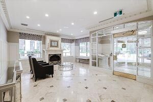 Property Photo: 88 Grandview Way 717 ON M2N 6V6