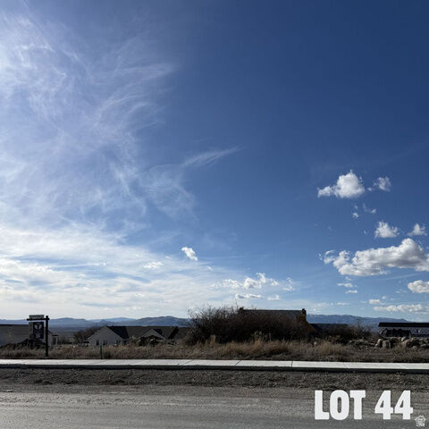 Property Photo:  687 N Cherry Ridge Ln 44  UT 84333 