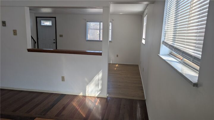 Property Photo:  325 North 2  PA 15057 