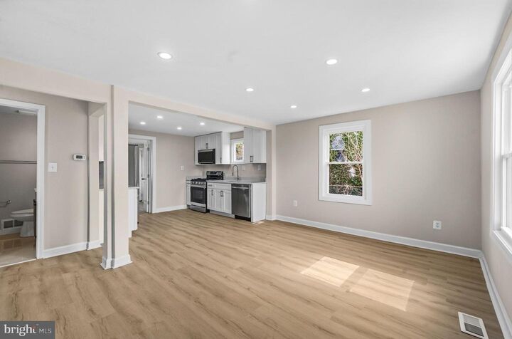 Property Photo: 5428 Taussig Road MD 20710