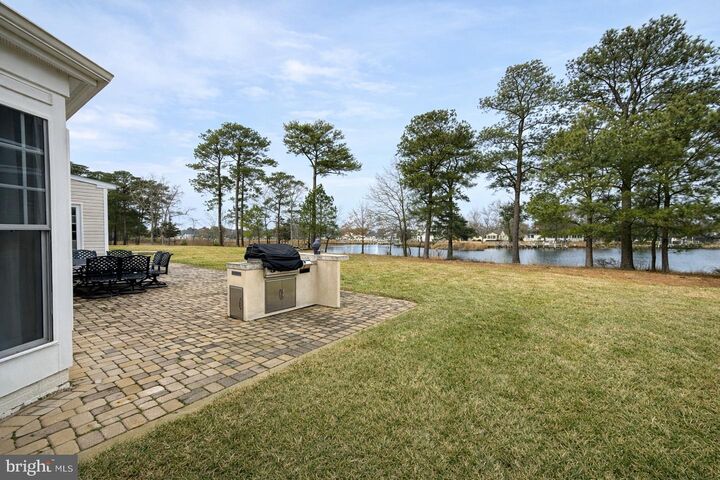 Property Photo: 31855 Creek Shore Court DE 19970