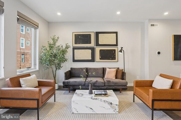 Property Photo:  804 Fernon Street  PA 19148 