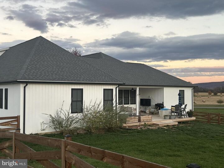 Property Photo:  23 Peyton Drive  PA 17015 