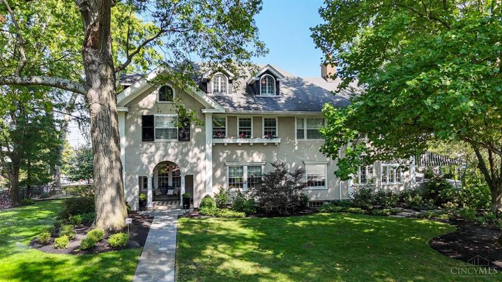 Property Photo:  3506 Vista Terrace  OH 45208 