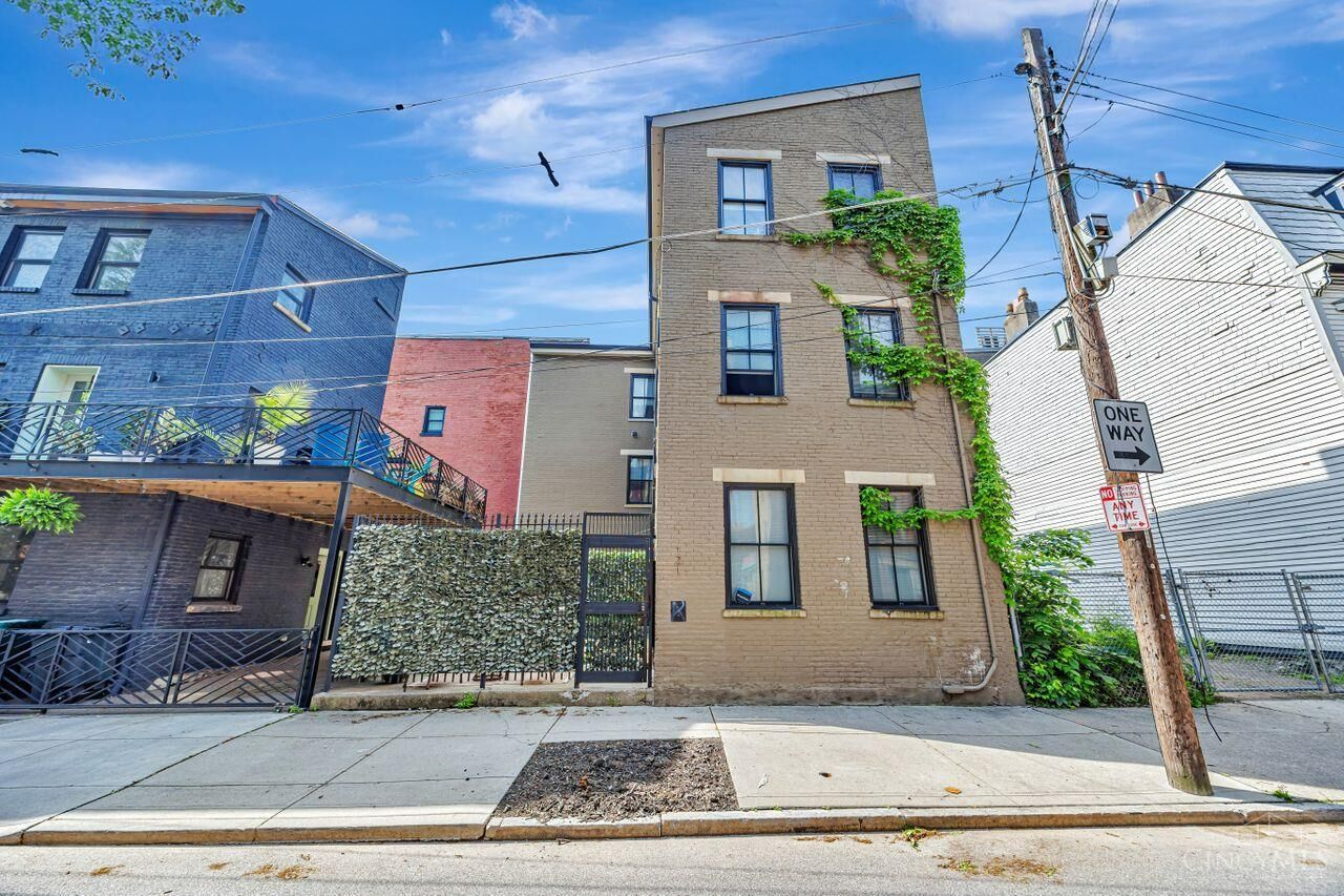 Property Photo:  121 Green Street  OH 45202 