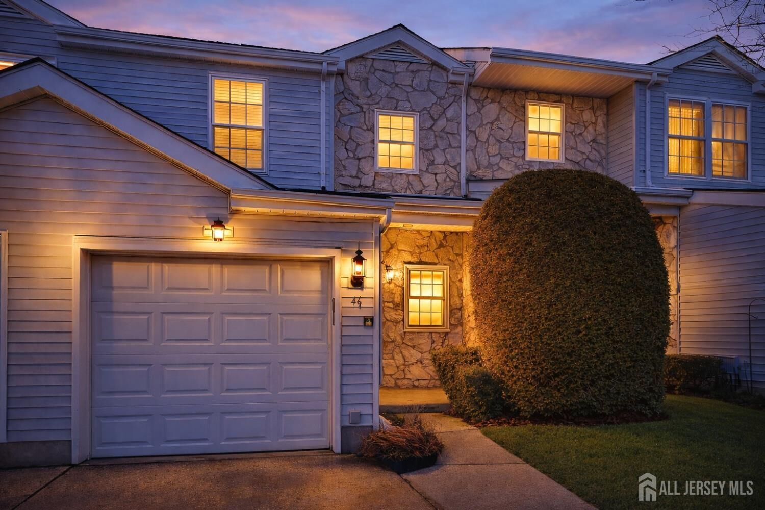 Property Photo:  46 Stony Hill Road  NJ 08831 