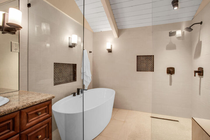 Property Photo: 366 Wimbledon Drive CA 92270