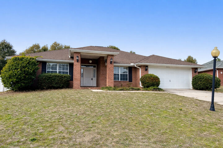 Property Photo: 6353 Havenmist Lane FL 32536